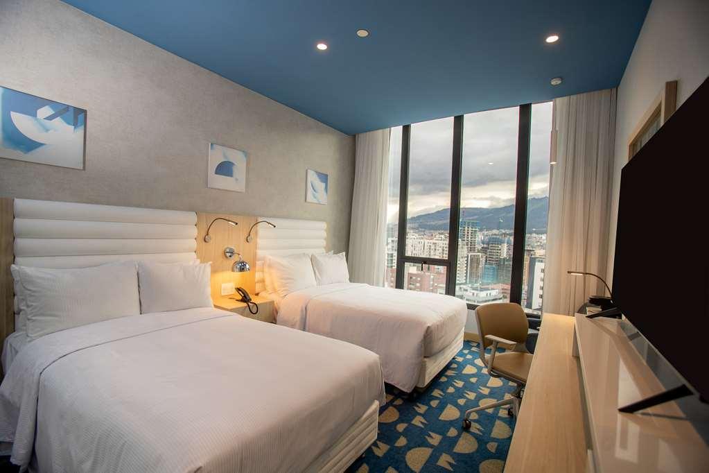 Hampton By Hilton Quito La Carolina Park Otel Oda fotoğraf