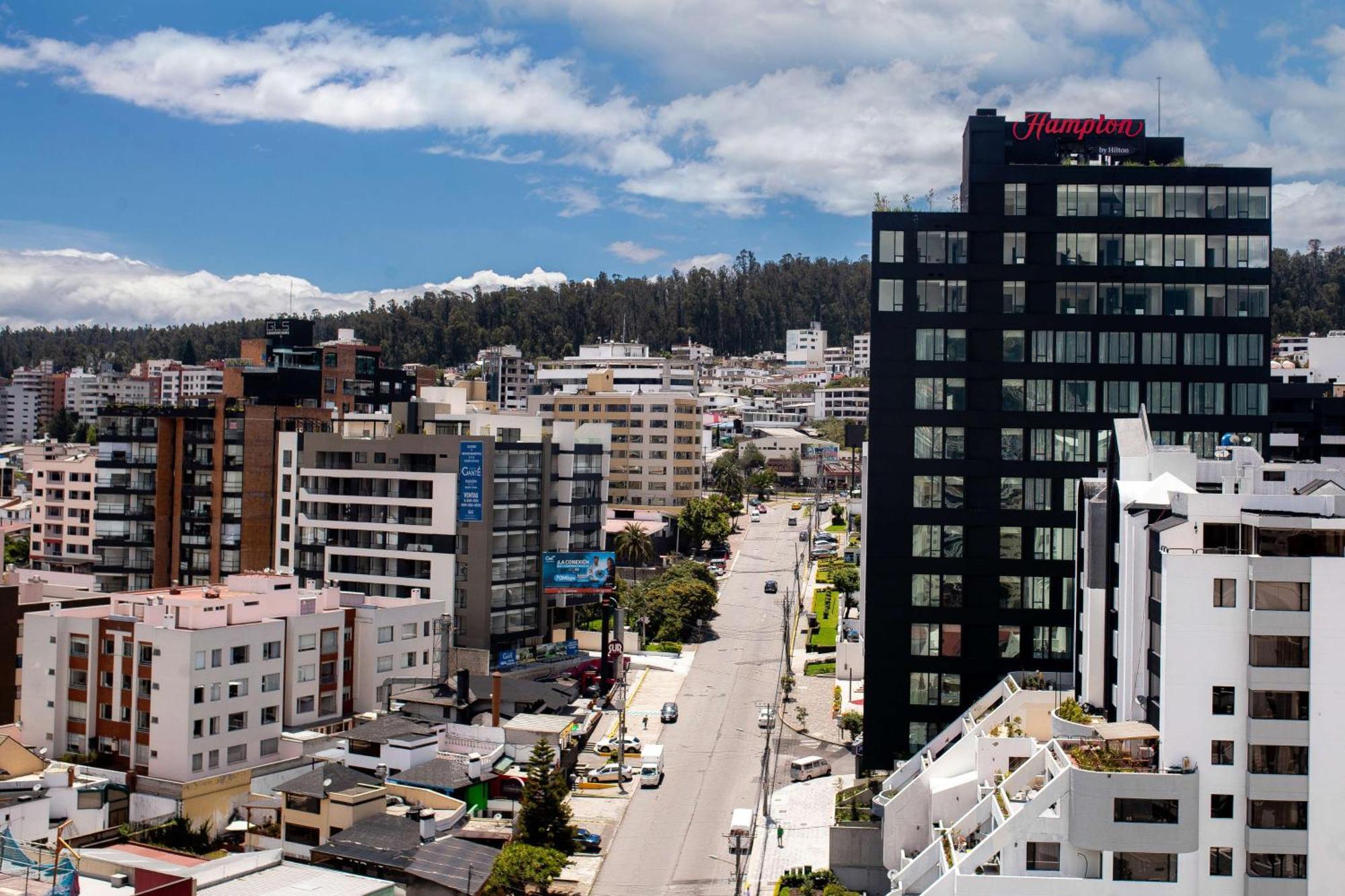 Hampton By Hilton Quito La Carolina Park Otel Dış mekan fotoğraf